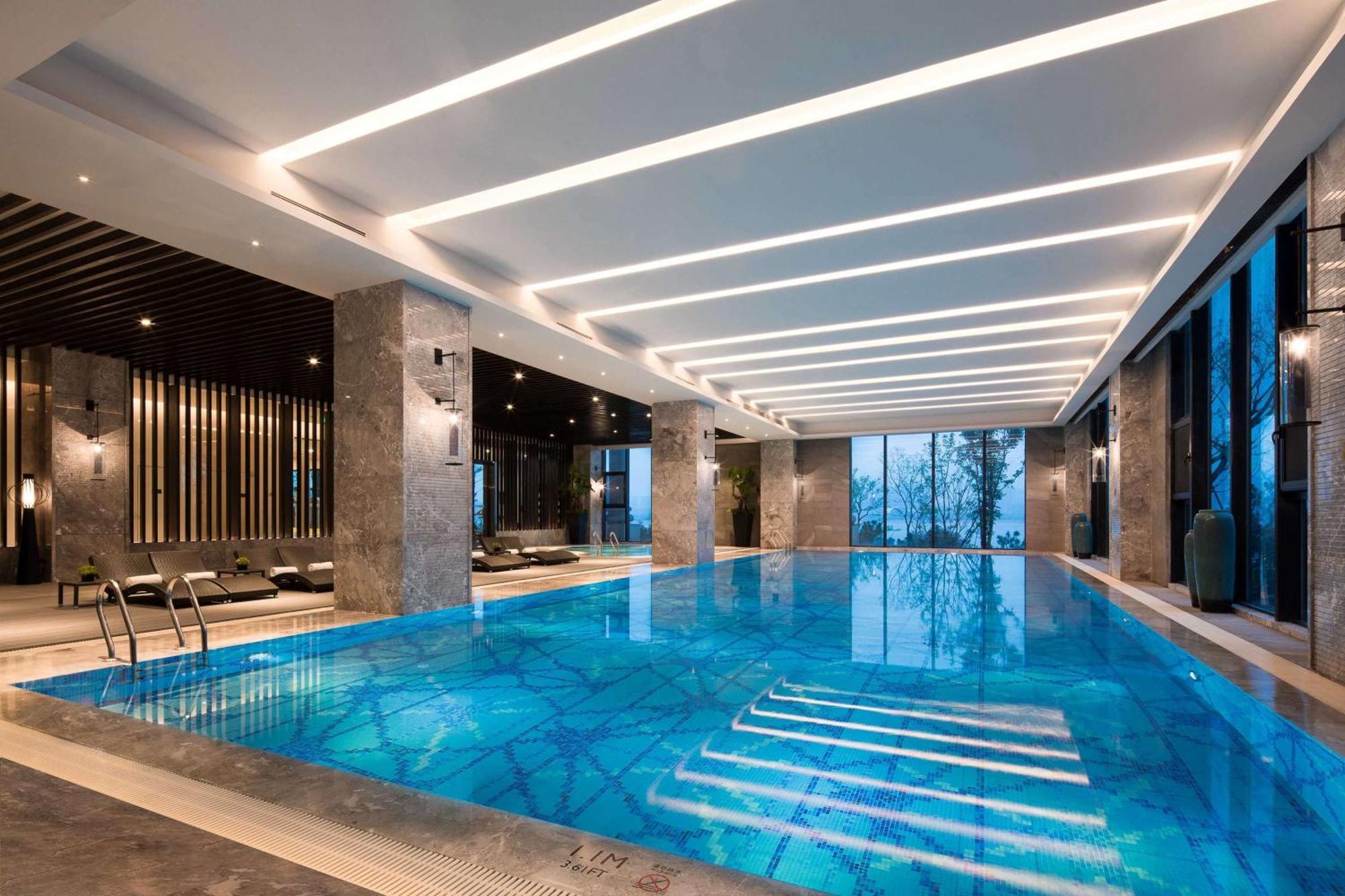 Hotel Doubletree By Hilton Qingdao Oriental Movie Metropolis Esterno foto